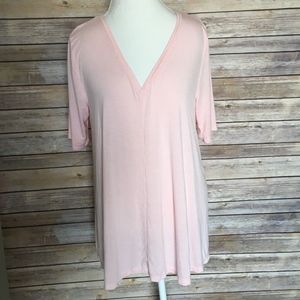 Lane Bryant Short Sleeve V- Neck Top Size 14/16